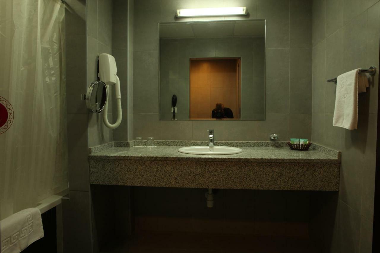 Ramee Rose Hotel Apartments Abu Dhabi Eksteriør bilde